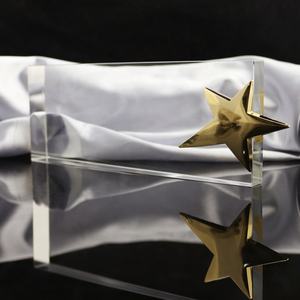 Prix en cristal en forme d'étoile Trophée étoile en verre de cristal pour la gravure Cadeau Paque de cristal vierge - Product Image 5