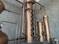 Distillateur alambique en cuivre pour whisky rhum Gin Vodka Brandy colonne de distillation de vin équipement de vin d'esprit avec composant de noyau de pompe