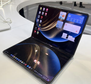 โน้ตบุ๊กพับได้รุ่นใหม่ Matebook Fold ปี 2025 พร้อม SSD ปลั๊กแบบ US ชิปประมวลผล Kirin X90 ระบบปฏิบัติการ HarmonyOS 5 ดีไซน์สุดล้ำ พร้อม AI  แล็ปท็อปรุ่นล่าสุด - Product Image 1