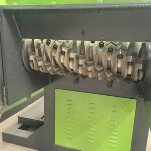 Large-Capacity Single-Shaft Shredder for Metal/<strong>Rubber</strong>/Wood/Plastic/Tire Processing 380V 37kW Alloy Steel Blades High Energy - Product Image 5