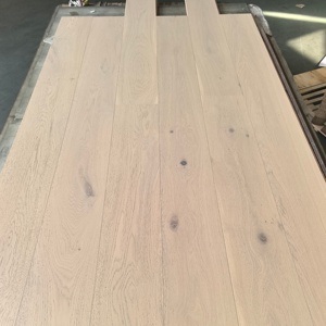 <span class=keywords><strong>Parquet</strong></span> en bois <span class=keywords><strong>massif</strong></span> de chêne européen, style rustique, 190 mm de large, fumé et blanchi, revêtement de sol en bois d'ingénierie - Product Image 3