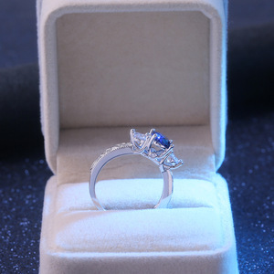 Anello Elegante da Donna, Accessorio Minimalista per Uso Quotidiano e Feste - Product Image 4