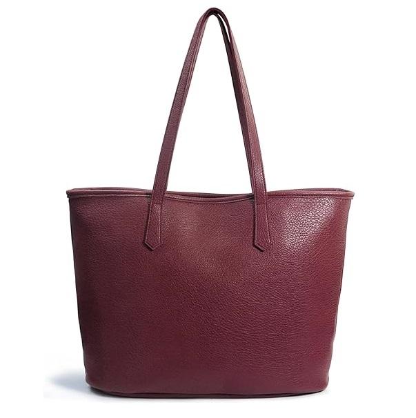 สีแดงเข้ม