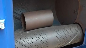 Máquina de Granallado Automática de Banda Transportadora de Alta Resistencia para Piezas Cilíndricas - Product Image 6