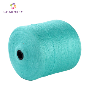 Filato Fine Pettinato Misto 57% Viscosa 27% <span class=keywords><strong>PPT</strong></span> 16% Nylon 48NM/2 con Anima in Pelo di Coniglio - Product Image 4