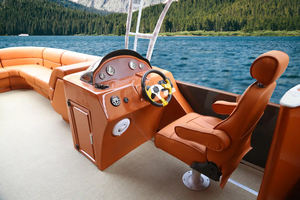 <span class=keywords><strong>Bateau</strong></span> ponton <span class=keywords><strong>de</strong></span> luxe Kinocean avec garde-corps en <span class=keywords><strong>fibre</strong></span> <span class=keywords><strong>de</strong></span> <span class=keywords><strong>verre</strong></span> et arche à vendre - Product Image 4