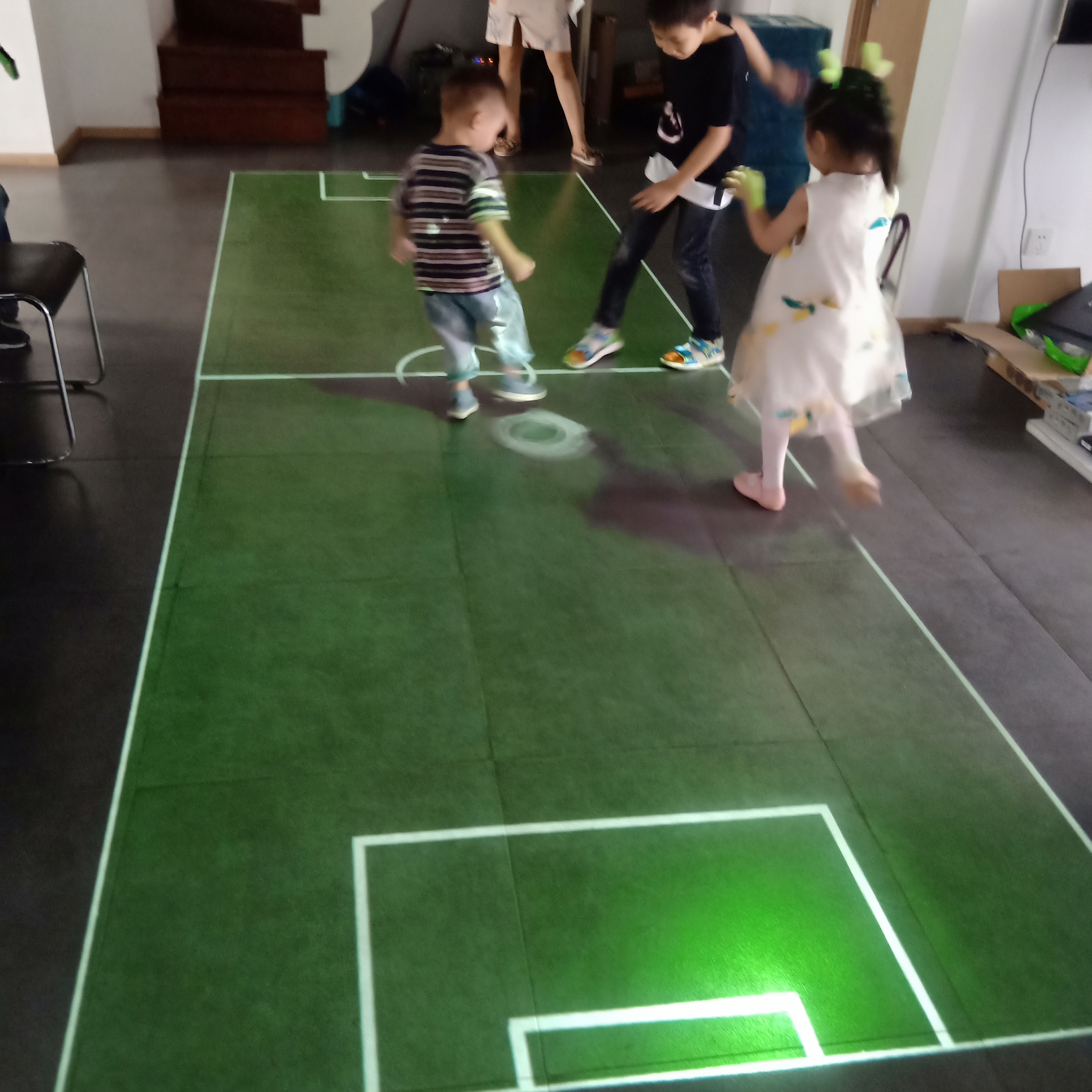 Дешевое интерактивное проекционное программное обеспечение для пола, интерактивные детские игры для танцпола, торговый центр, магазин.