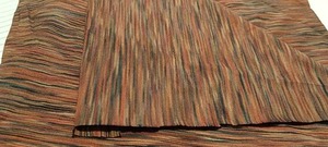 Tissu en coton Space Dye de créateur très demandé, motif multicolore unique, pour vêtements de mode, disponible à la vente - Product Image 5