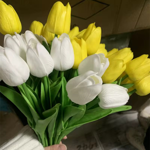 Vendita calda giallo rosa 30CM tulipano reale tocco bianco <span class=keywords><strong>tulipani</strong></span> artificiali decorativi per la decorazione di eventi per la casa di nozze - Product Image 1