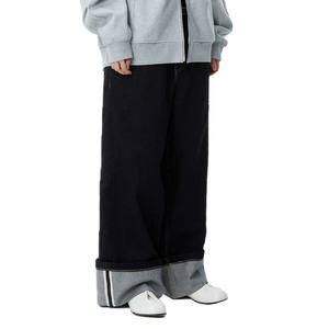 Jeans Baggy Homme en Denim Selvedge Noir Délavé à Ourlet Roulé Style Streetwear – Vente en Gros - Product Image 4