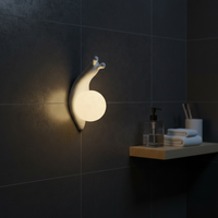 Applique Murale LED en Résine Style Designer, Motif Escargot, Peinte à la Main, avec Détecteur de Mouvement, Intensité Réglable, Lumière Blanche Chaude, Lampe Décorative
