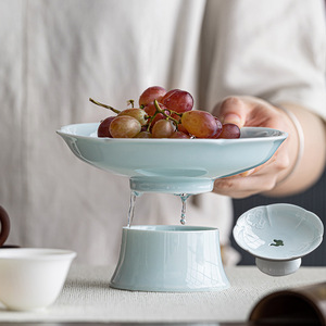 Plat à fruits en céramique de style chinois sur pied haut, motif nuage porte-bonheur, accessoire de cérémonie du thé en porcelaine pour le thé de l'après-midi - Product Image 2