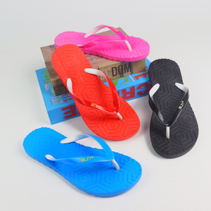 Vente en gros de sandales PVC pour femmes tongs pour invités de mariage, chaussures de <span class=keywords><strong>plage</strong></span>, de plein air, de mode, d'été, tongs d'usine pour l'été - Product Image 3