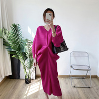 Robes maxi de soirée de club à col en V standard plissées naturelles de grande taille de qualité supérieure à la mode décontractée pour femmes personnalisées en usine