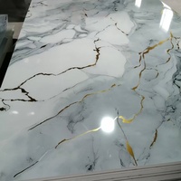 Panneau mural en PVC imperméable et ignifuge, panneau en plastique à emboîtement pour la décoration moderne des salles de bain d'hôtels, taille personnalisée disponible