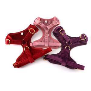 Arnés de Lujo para Perro, Conjunto de Correa y Collar, Ajustable, de Terciopelo, Arnés Único Tipo Chaleco, Arnés de Terciopelo Rojo para Boda, Arnés para Mascotas - Product Image 2