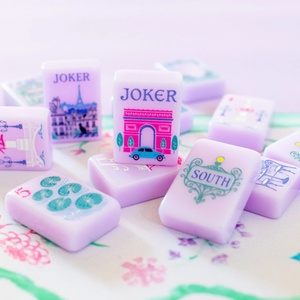 Tuiles <span class=keywords><strong>de</strong></span> Mahjong <span class=keywords><strong>de</strong></span> Luxe OEM/OBM Violet Pastel Paris 160 Pièces Motifs <span class=keywords><strong>Tour</strong></span> Eiffel Acrylique Durable Idéal pour 4 Joueurs - Product Image 6