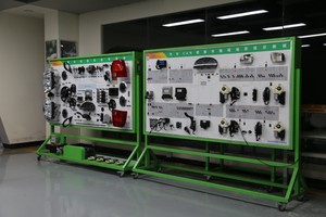 Simulateurs de formation de voiture EV et plate-forme de formation de système électrique de voiture EV - Product Image 2