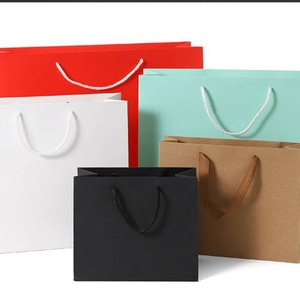 Bolsas de Papel Kraft Personalizadas al por Mayor para Ropa, Empaque de Té y Regalos - Bolsa de Papel para Compras con Materiales Reciclados - Product Image 5