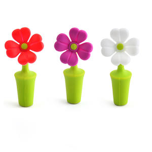 Bouchons de bouteille de vin en silicone en forme de fleur, rouge, rose, blanc, style simple, emballage en vrac - Product Image 1