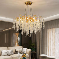 Lustre moderne en cristal K9 blanc chaud de luxe avec pampilles en forme de goutte de pluie dorée, luminaire suspendu en forme de branche d'arbre moderne pour salon et salle à manger