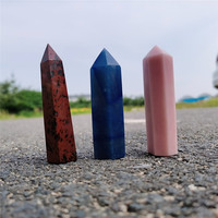 Großhandel Klare Quarz-Obelisken, Amethyst-Heilsteine, Kristallsäulen, Natürlicher Quarzstab, Kristall-Fluorit-Turm