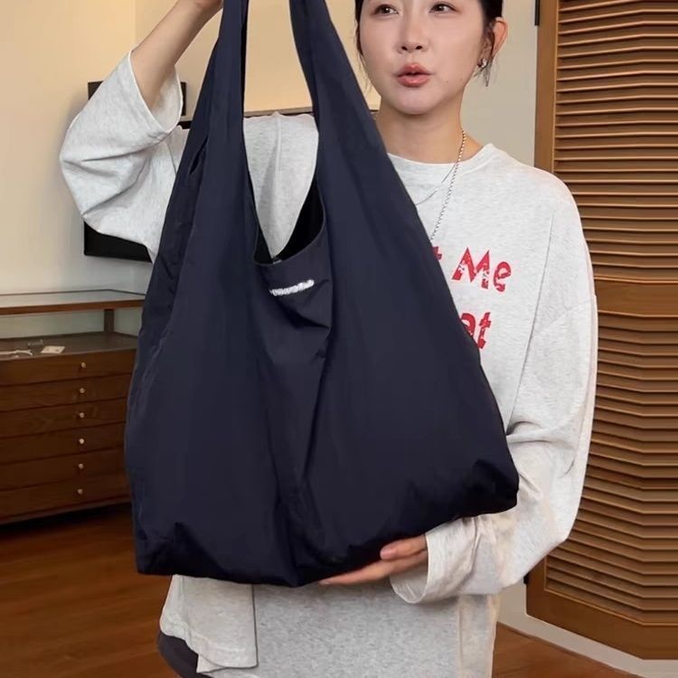 Bleu marine [Haute qualité] - Baisse de prix à durée limitée