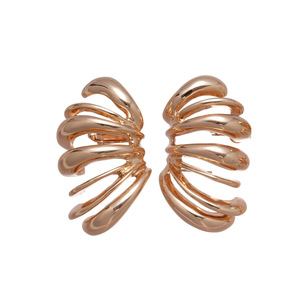 Vintage Gold Curved Claw <b>Stud</b> <b>Earrings</b> Irregular <b>Stud</b> <b>Earrings</b> for Women Summer Holiday Party Jewelry Gift - Product Image 4