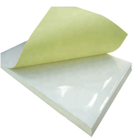 Autocollant en papier auto-adhésif à haute brillance en feuille ou en rouleau avec doublure en papier anti-glassine