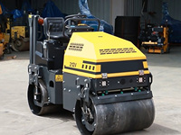 Rouleaux vibrants de tambour de double de 1 tonne avec le moteur diesel et la puissance 12HP évaluée