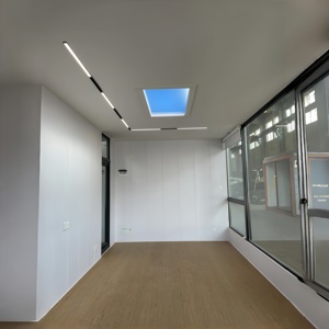 Container Prefabbricato Modulare Urbano con Facciata in Vetro, Spazio Luminoso e Portatile per Negozi Pop-Up, Caffè di Strada e Uffici Temporanei - Product Image 3