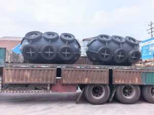 <b>Inflatable</b> <b>Floating</b> Pneumatic Rubber Fender For Cargo Ship Dock - Product Image 3