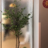 Paravent en verre artistique ultra-blanc à effet d'ondulation, motif pierre 3D personnalisable, pour salon, entrée, porte, fenêtre