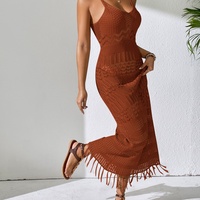 Robe maxi de plage à bretelles spaghetti en tricot à col en V, à découpes sexy, à franges, à la mode européenne et américaine, très vendue