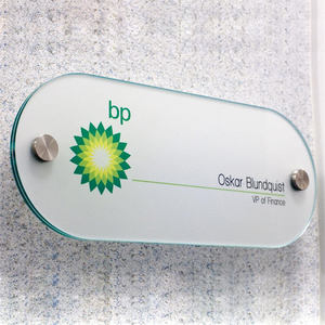 Panneau mural suspendu en <span class=keywords><strong>plexiglas</strong></span> pour salle de conférence flottante personnalisée avec logo en acrylique pour bureau d'affaires - Product Image 3