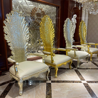 Chaises Offre Spéciale de salon en or à dossier haut du roi et de la reine pour les événements Chaises royales Trône de roi de mariage de luxe