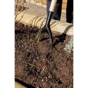 Silverline Carbon Steel Dutch <b>Hoe</b> 1540mm - Product Image 1