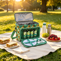Faltbare Polyester-Camping-Bestecktasche für 4 Personen mit großem Kühlfach, Tragegriff und Schultergurt zum Kälteerhalt