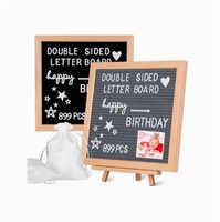 Panneau décoratif moderne personnalisable en bois avec tableau noir en feutre, cadre photo et étagère, pour messages transfrontaliers et signalétique promotionnelle