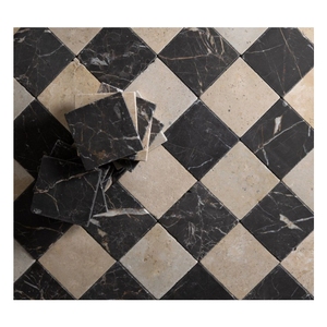 Piastrelle a scacchi anticato per ingresso e cucina in calcestruzzo beige e marmo nero anticato - Product Image 2
