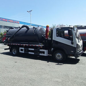 Camion d'aspiration des eaux usées et des excréments ISUZUU 4*2 à déchargement automatique avec un réservoir de 10 000 <span class=keywords><strong>litres</strong></span>. - Product Image 5