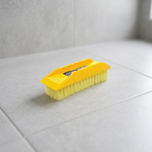 Brosse de nettoyage en plastique KLEEN up avec poils doux, design portable pour le nettoyage de la salle de bain [Code 0502] - Product Image 2