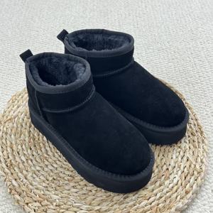 Bottes de neige classiques miniatures pour femmes, en cuir de mouton chaud, confortables, pour l'hiver et les activités de plein air - Product Image 5