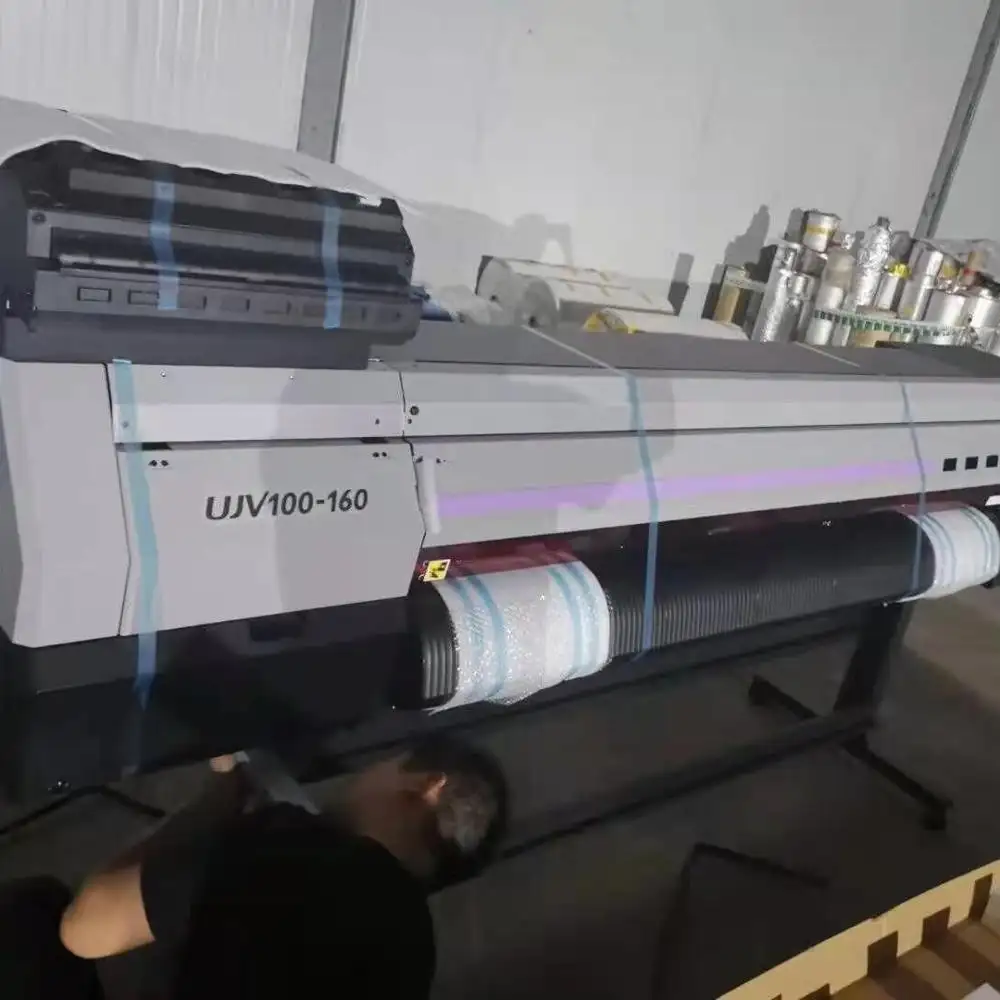 Mimaki yeni model uv makinesi UJV100-160 kardeş ile rulodan ruloya UV yazıcı baskı kafası