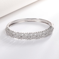 Bracelet à simple ligne en Zircon pour femme, bijou de mariage personnalisé, pavé, pour petite amie, accessoire tendance
