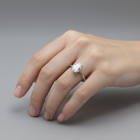 SPJ diseño de lujo S925 plata esterlina corte pera 7*10mm Halo anillo Cubic Zirconia compromiso boda novia joyería para mujer
