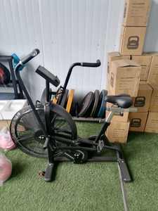 신체 운동을위한 핫 세일 최고 학년 실내 운동 자전거 공기 조정 모니터 - Product Image 4