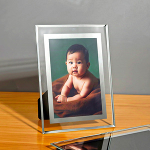 Cadre <span class=keywords><strong>photo</strong></span> en <span class=keywords><strong>verre</strong></span> cristal écologique TX10217, impression UV, design personnalisé, tailles 6/7/8 pouces, haut de gamme, certificat A4, récompense - Product Image 2