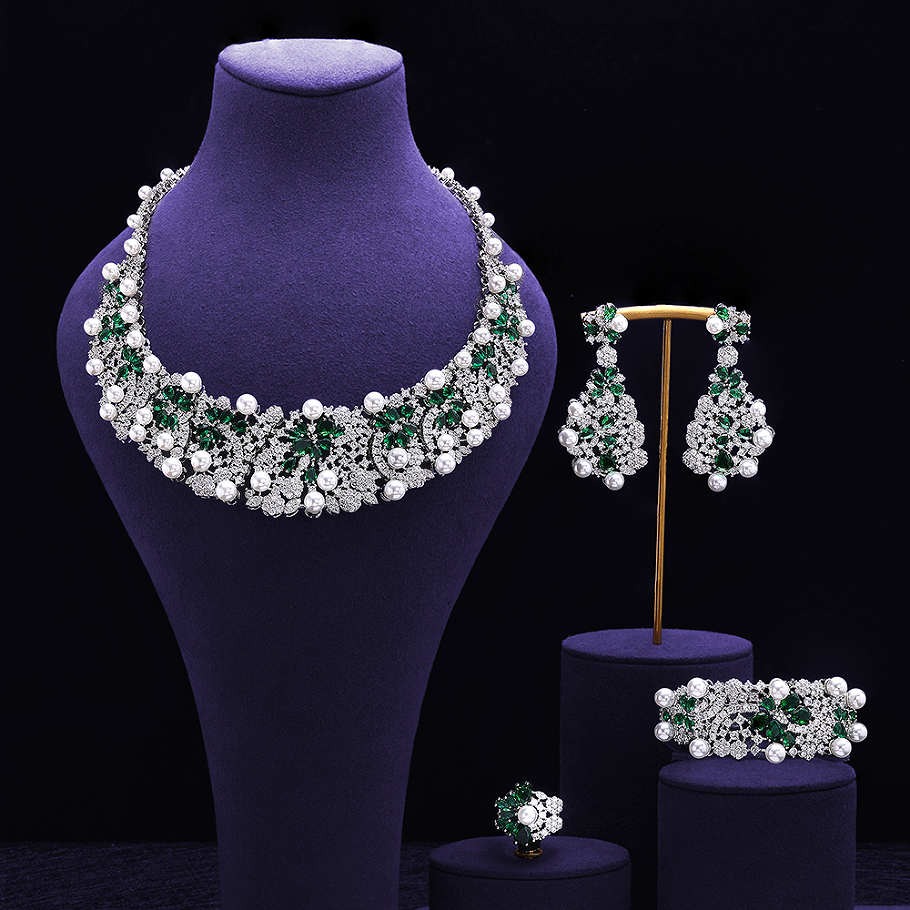 สีเขียว