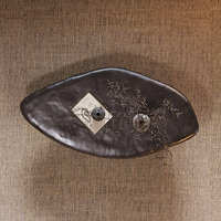 Table basse ovale irrégulière noire de style Wabi-Sabi du milieu du siècle, design rétro minimaliste pour salon